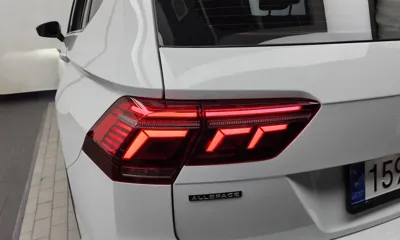 Volkswagen Tiguan 2023, 37367 км, за 18314.3 USD - фото 23