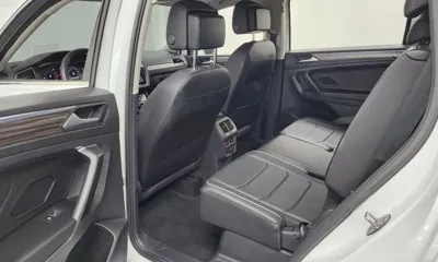 Volkswagen Tiguan 2023, 37367 км, за 18314.3 USD - фото 26