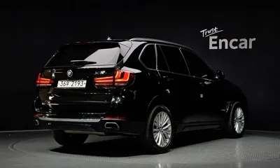 BMW X5 2017, 128807 км, за 15996.84 USD