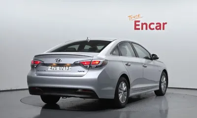 Hyundai Sonata 2017, 106976 км, за 5761.58 USD
