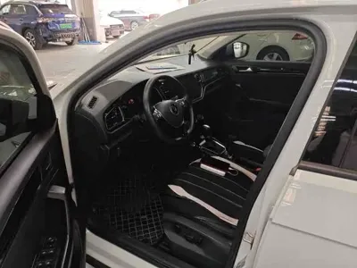 Volkswagen T-Roc 2022, 21000 км, за 18241.01 USD - фото 7