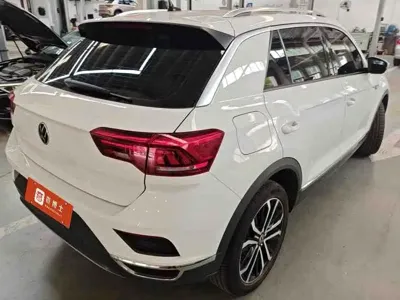 Volkswagen T-Roc 2022, 21000 км, за 18241.01 USD - фото 12