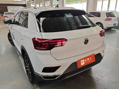 Volkswagen T-Roc 2022, 21000 км, за 18241.01 USD - фото 13