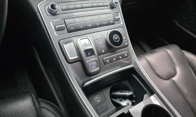 Hyundai Santafe 2021, 60146 км, за 17406.72 USD - фото 9