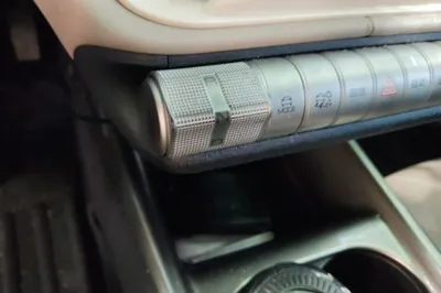 BYD Dolphin 2023, 34000 км, за 11326 USD - фото 13