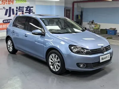 Volkswagen Golf 2013, 110000 км, за 3954.58 USD