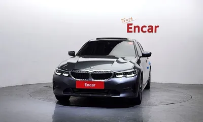 BMW 3-Series 2019, 76926 км, за 14116.59 USD