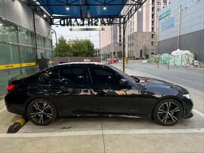 BMW 3-Series 2025, 36000 км, за 28633.32 USD