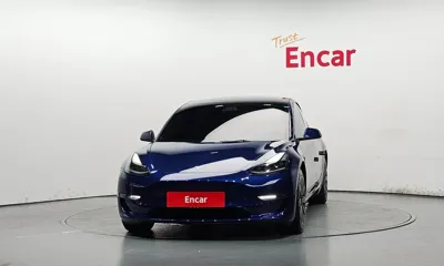 Tesla Model 3 2022, 74009 км, за 18178.23 USD