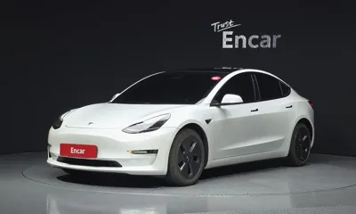 Tesla Model 3 · 2021 год