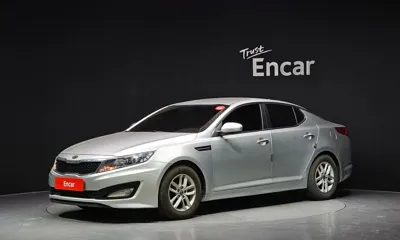 Kia K5 · 2011 год
