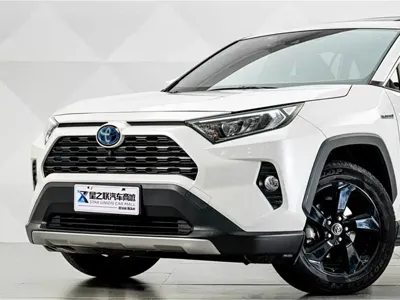 Toyota RAV4 2021, 15800 км, за 17681.1 USD
