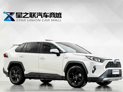 Toyota RAV4 2021, 15800 км, за 17681.1 USD