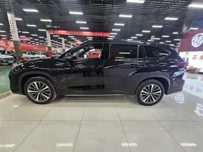Toyota Crown Kluger 2025, 100 км, за 39099.91 USD