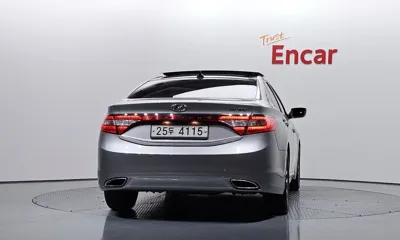 Hyundai Grandeur 2012, 166442 км, за 3106.82 USD