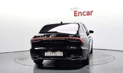 Hyundai Grandeur 2020, 95234 км, за 12703.59 USD