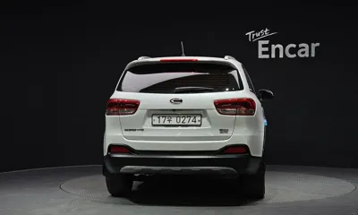 Kia Sorento 2015, 160105 км, за 7670.8 USD