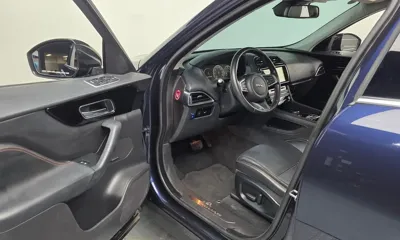 Jaguar F-Pace 2018, 110425 км, за 8645.9 USD - фото 10