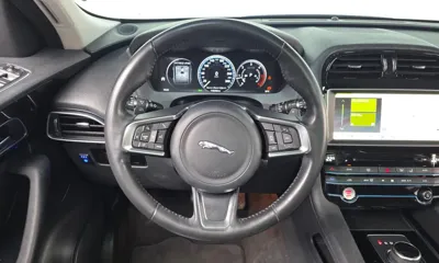 Jaguar F-Pace 2018, 110425 км, за 8645.9 USD - фото 13