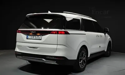 Kia Canival 2023, 24105 км, за 19036.37 USD