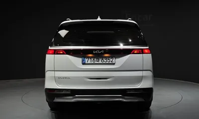 Kia Canival 2023, 24105 км, за 19036.37 USD