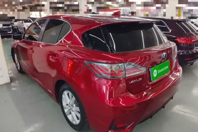 Lexus CT 2014, 117600 км, за 11237 USD